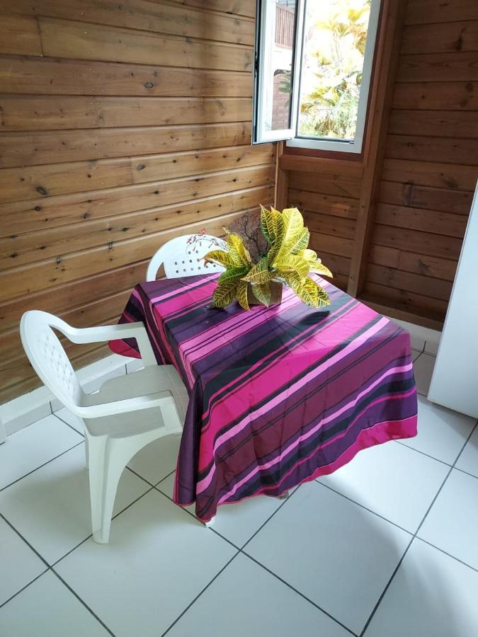 Kaz A Fruit A Pain Apartment Sainte-Anne  Luaran gambar